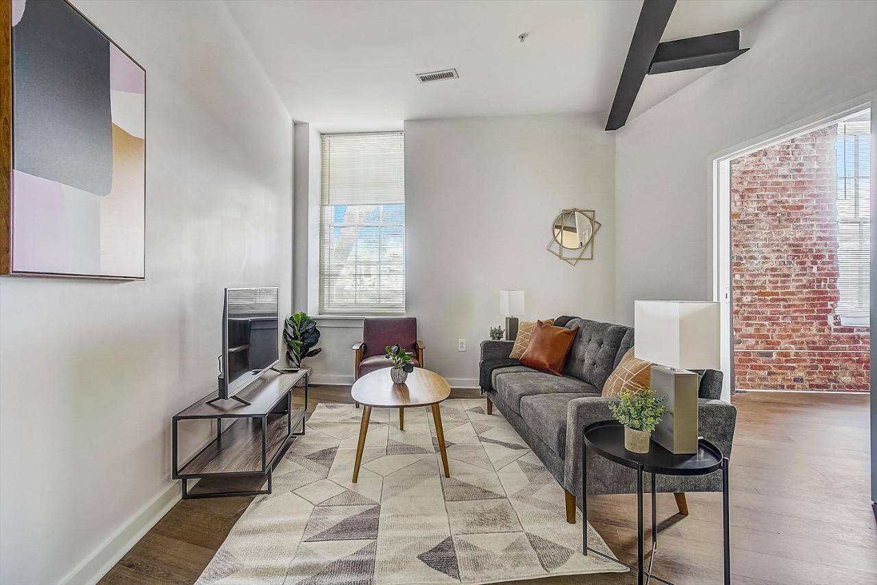 דירות Frontdesk I Carriage Wheel Lofts Apts פילדלפיה חדר תמונה